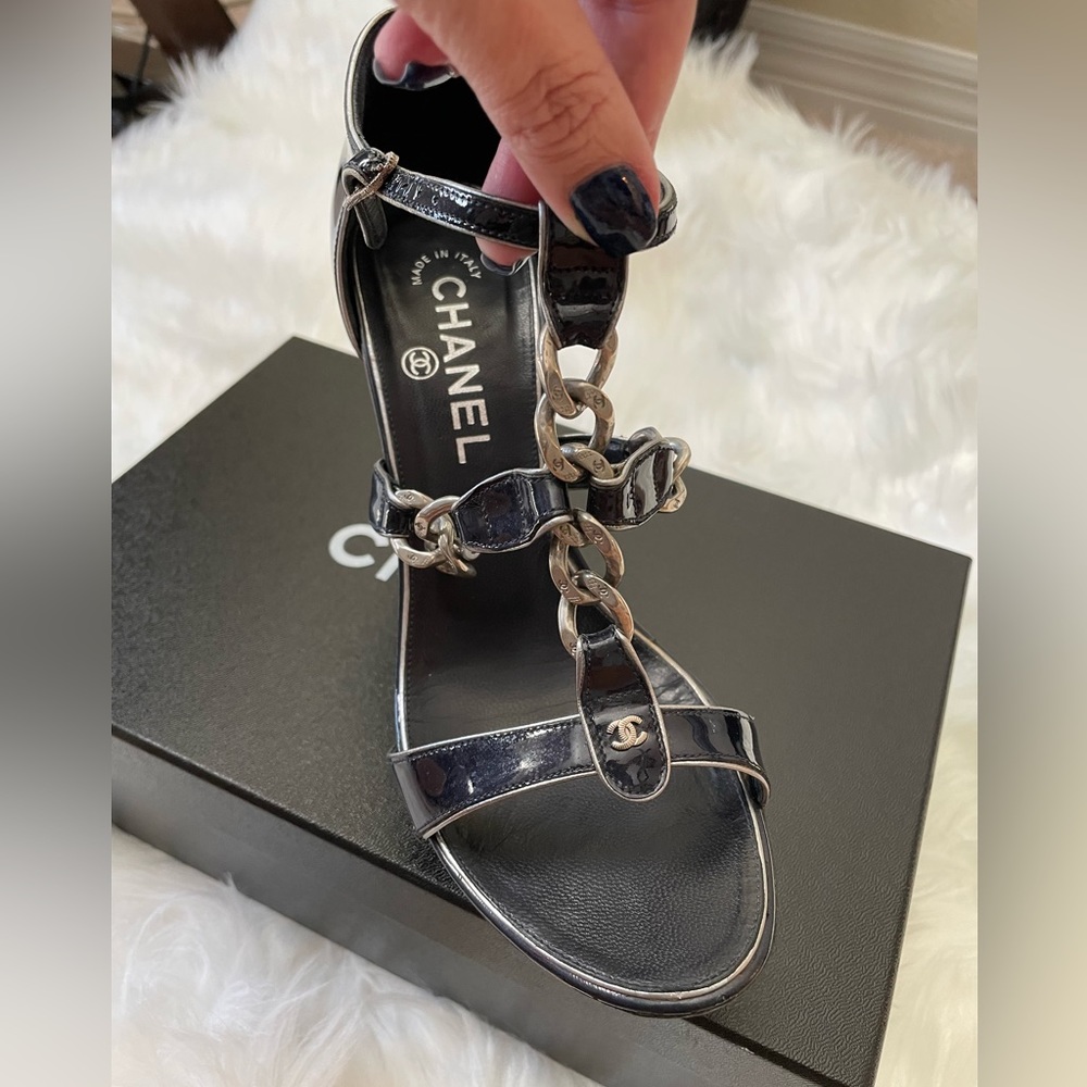 CHANEL Blue Patent Leather Heels with Silver Chain Sz 37.5